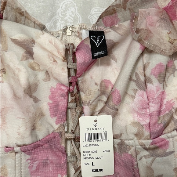 Windsor Pink and Cream Floral Bustier - Picture 3 of 5